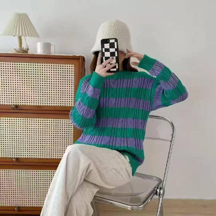 fdeb25f5-1490-4de5-9f87-b3a726f5e4f3 خرید شومیز بافت راه راه فشن - تصویر 4